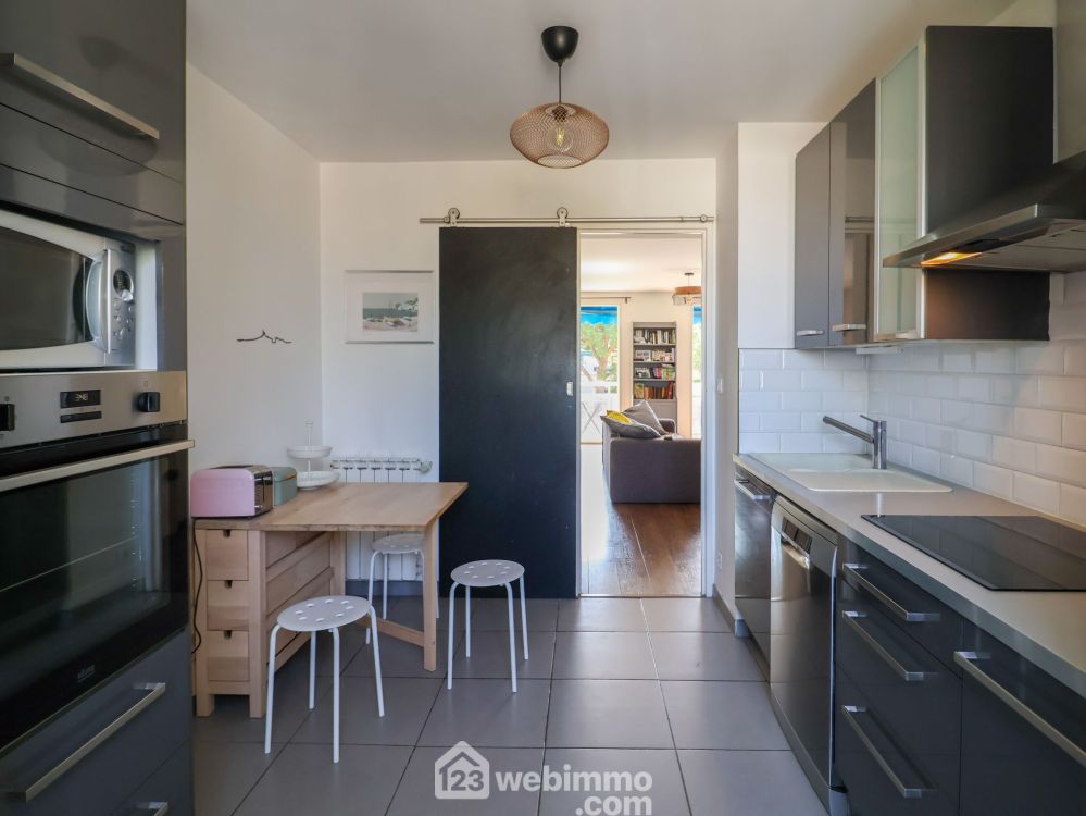 Photo 10 - Marseille 13008 à Marseille