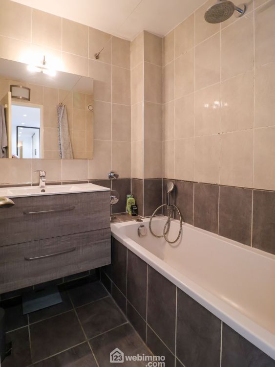 Photo 12 - Marseille 13008 à Marseille