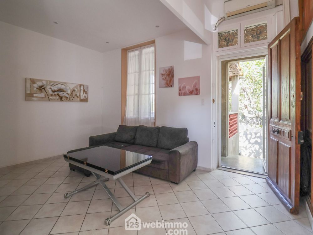 Photo 8 - Marseille 13008 à Marseille