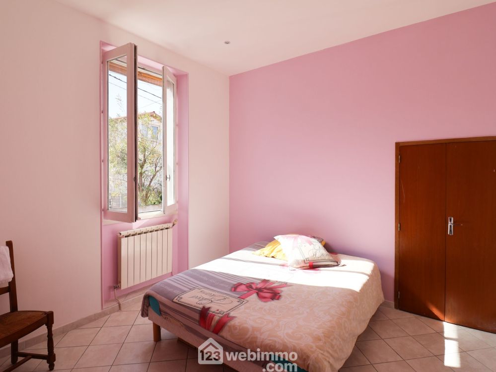 Photo 11 - Marseille 13008 à Marseille