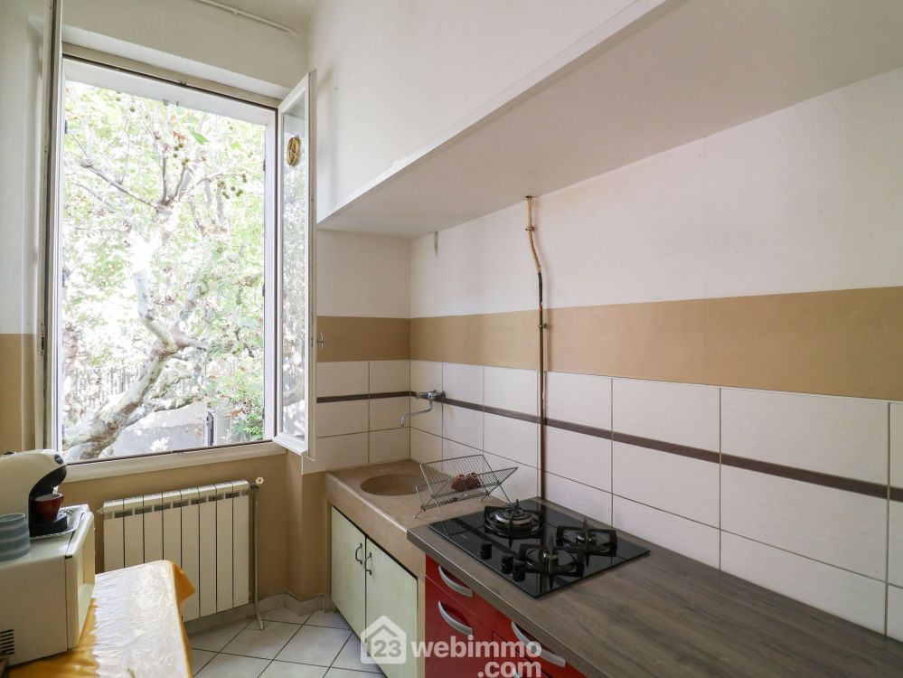 Photo 10 - Marseille 13008 à Marseille