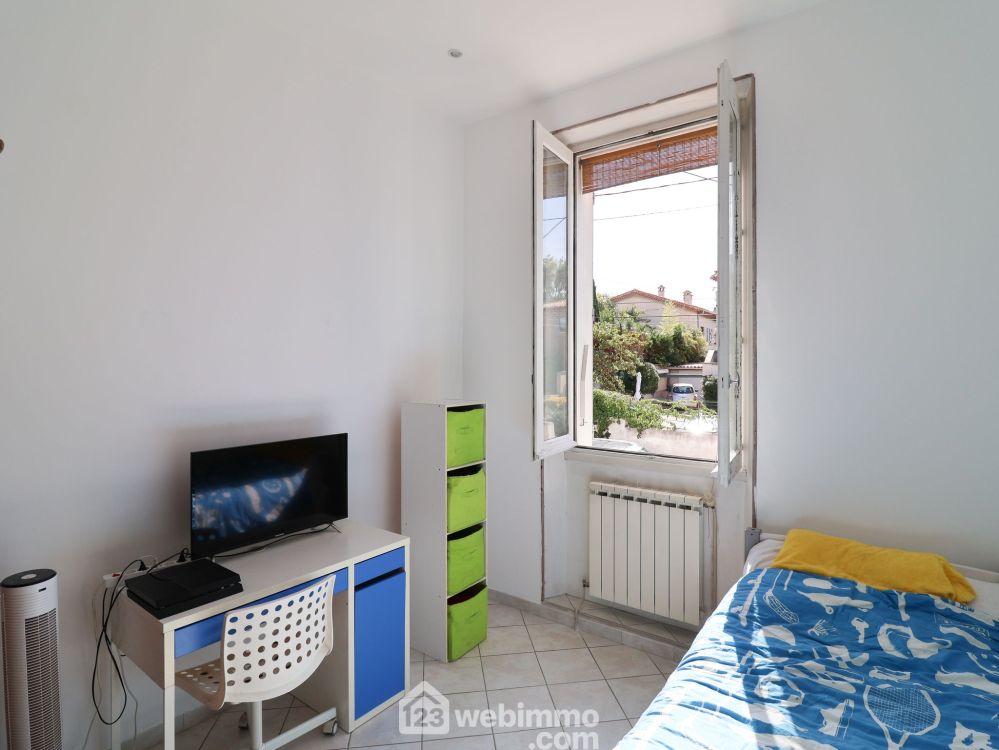 Photo 12 - Marseille 13008 à Marseille