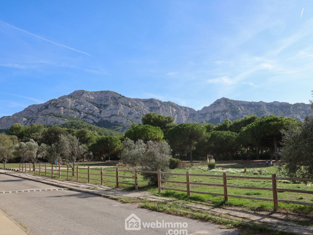 Photo 18 - Marseille 13008 à Marseille