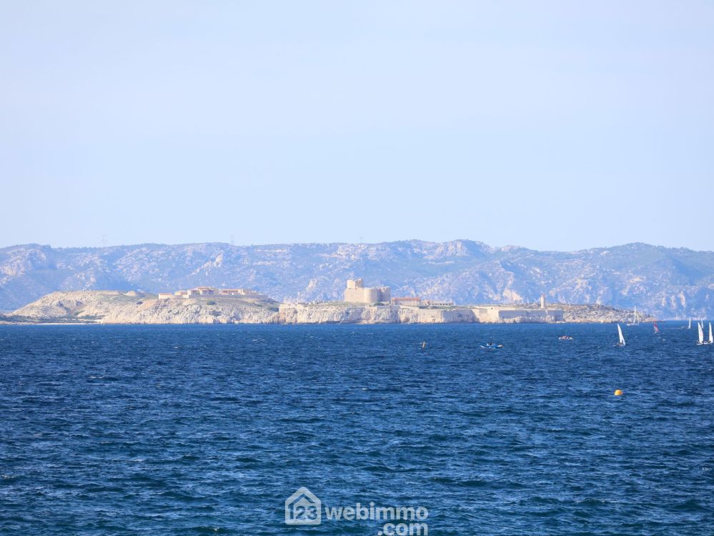 Photo 20 - Marseille 13008 à Marseille