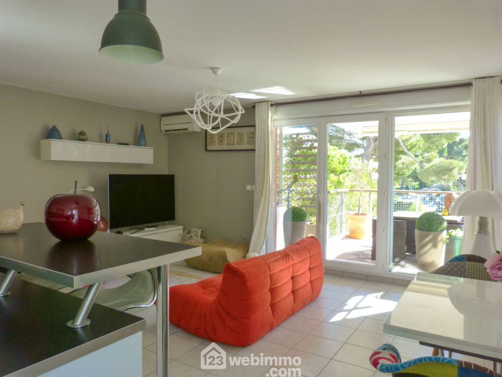 Photo 2 - Marseille 13009 à Marseille