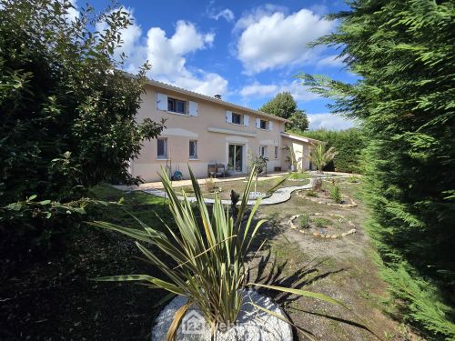 Maison 161 m² Saint-Aubin-de-Médoc 33160