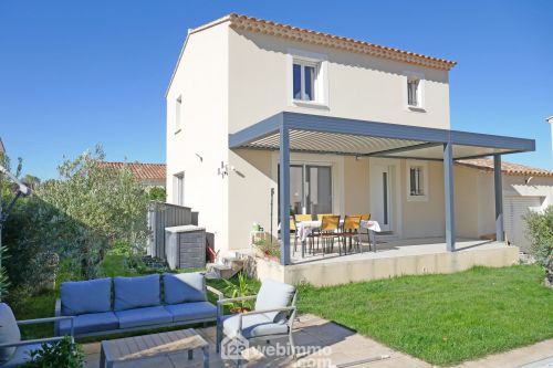 Villas 100 m² Arles 13280