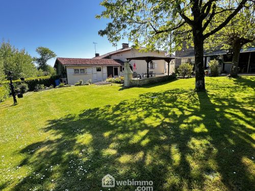 Maison 104 m² Saint-Pardoux-Soutiers 79310