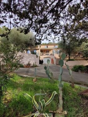 Villas 107 m² Le Cannet-des-Maures 83340