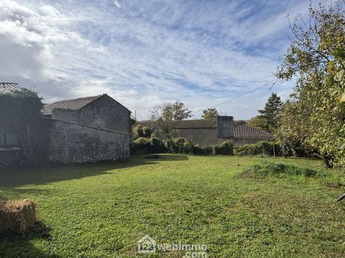 Terrain constructible 438 m² Montamisé 86360