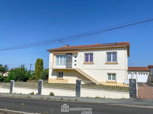 Maison 149 m² Pouzauges 85700