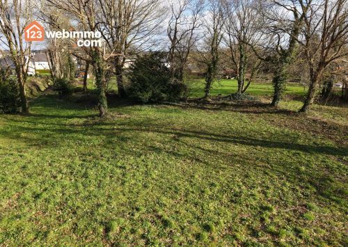 Terrain constructible 791 m² Plouaret 22420