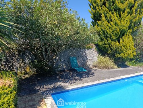 Maison de maître 247 m² Montaut 64800
