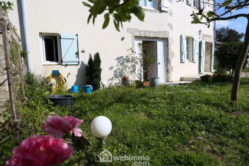 Maison de village 132 m² Nieul-sur-Mer 17137