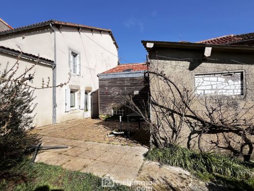 Maison 138.5 m² Allonne 79130