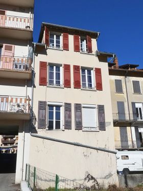 Immeuble 94 m² Ugine 73400