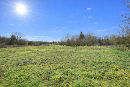 Terrain constructible 2595 m² Chevresis-Monceau 02270