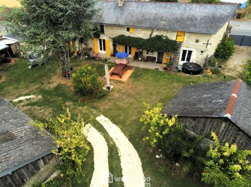 Longère 162 m² Saires 86420