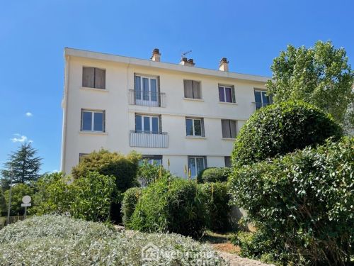 Appartement 61 m² Le Luc 83340