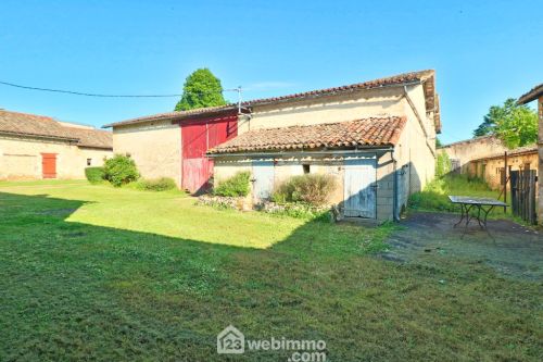 Corps de ferme 156 m² Valence-en-Poitou 86700