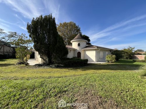 Maison bourgeoise 155 m² Le Pian-Médoc 33290