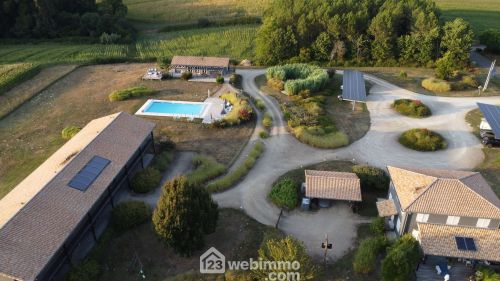 Demeure de Prestige 737 m² Caupenne 40250