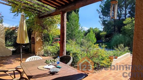 Villas 180 m² Ventabren 13122