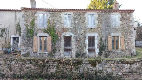 Maison 240 m² Herbiers 85500