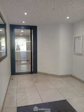 Appartement 60 m² Le Luc 83340