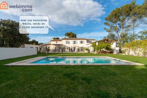 Mas 337 m² Vernègues 13116