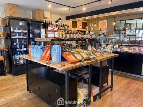 Local 55 m² Bonsecours 76240