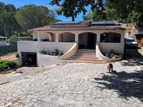 Villas 110 m² Le Luc 83340