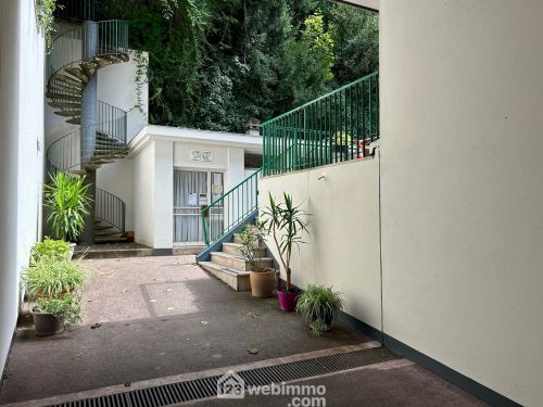 Appartement 89.9 m² Poitiers 86000