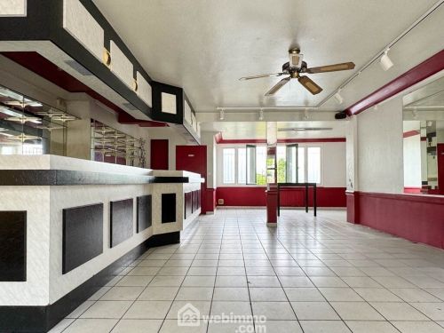 Local 110 m² La Romagne 49740