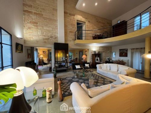 Mas 500 m² Castries 34160