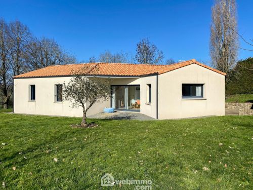 Maison 106 m² Pouzauges 85700