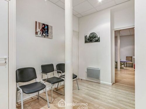 Bureaux 24 m² Paris 75011