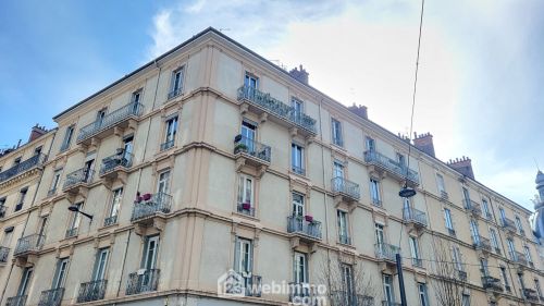 Appartement 200.76 m² Grenoble 38000